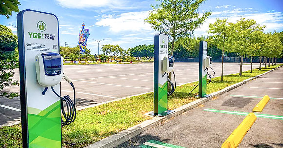 YES Energy, the largest electric vehicle charging station in Taiwan, uses Google Workspace for email auditing